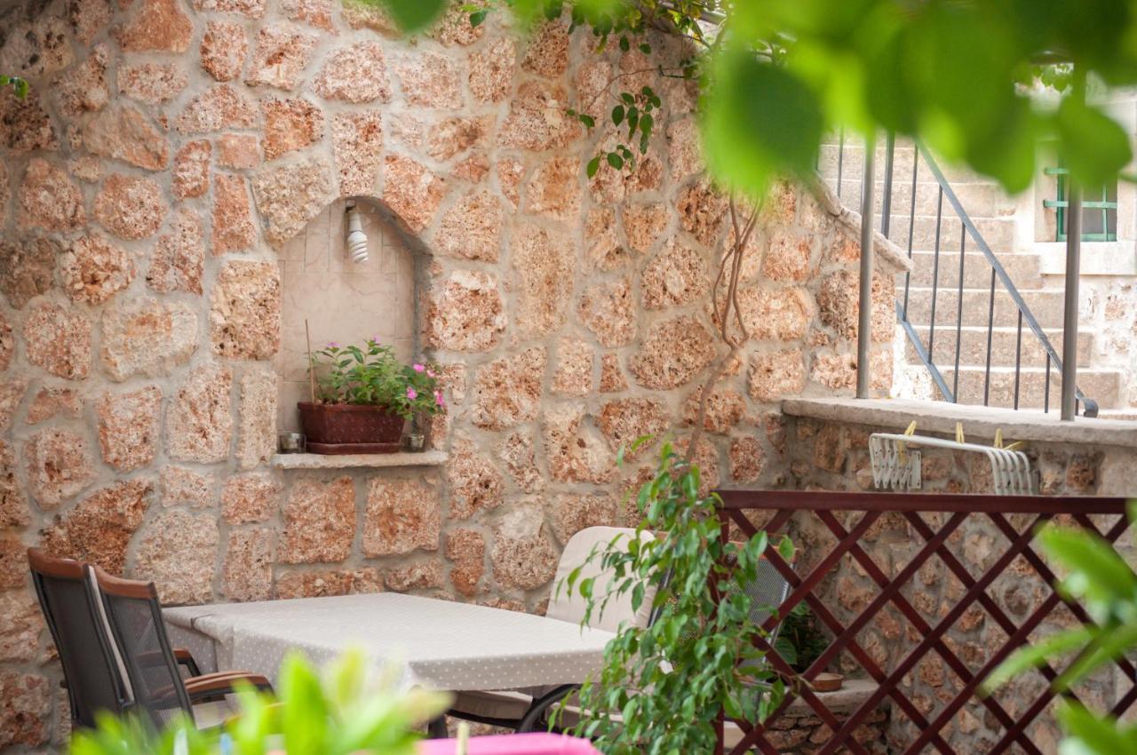 Apartments Obala Bol Dış mekan fotoğraf