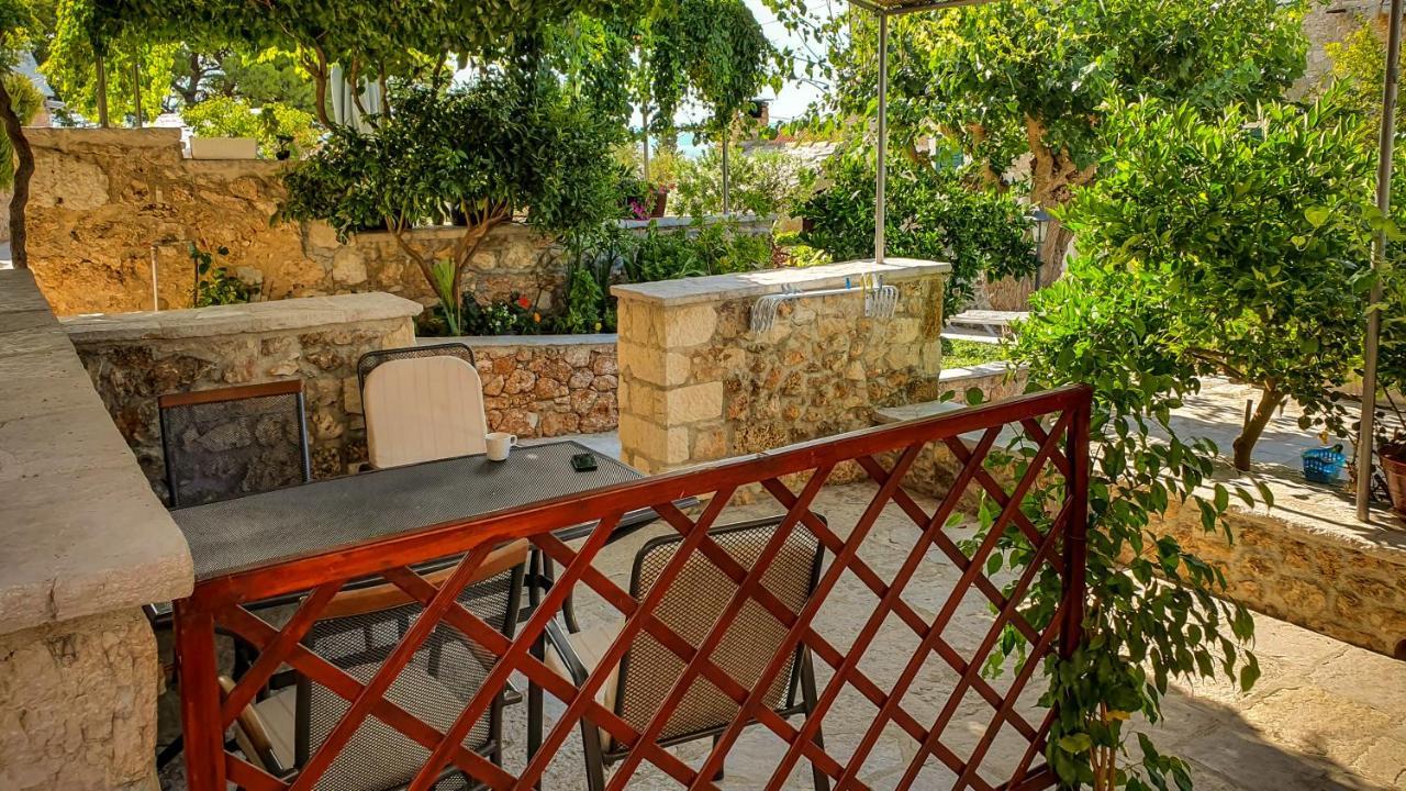 Apartments Obala Bol Dış mekan fotoğraf