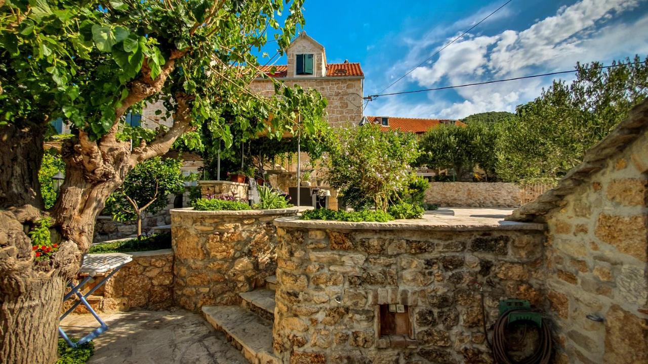 Apartments Obala Bol Dış mekan fotoğraf