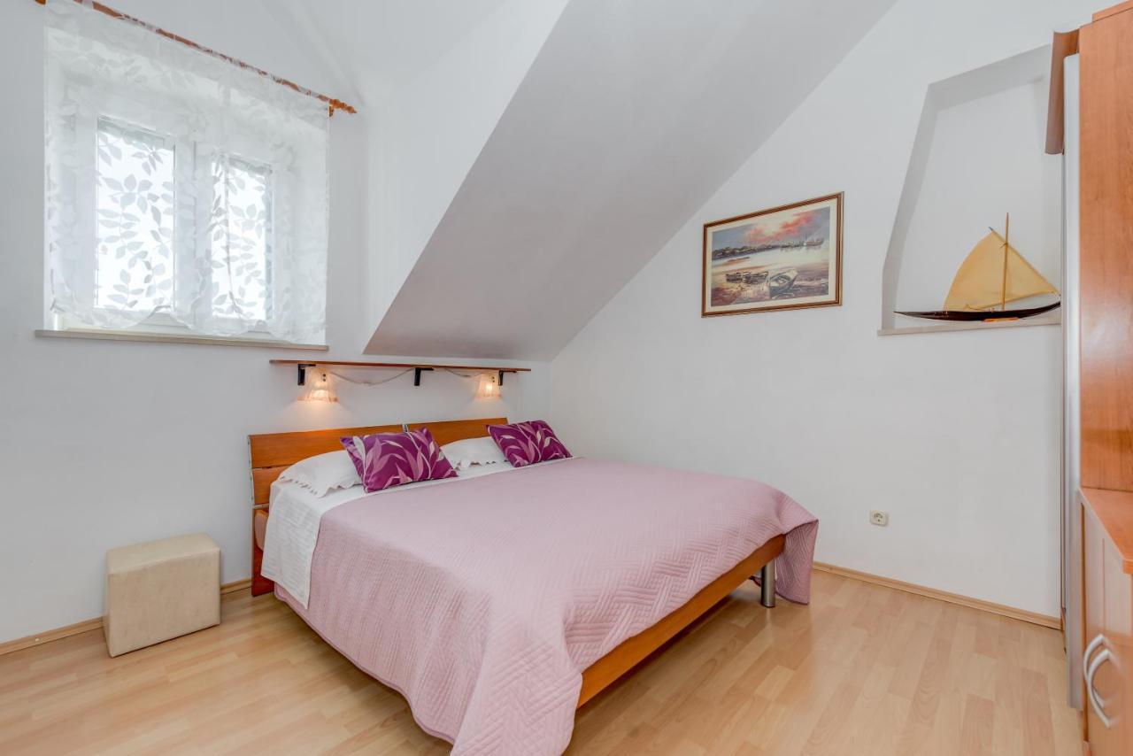 Apartments Obala Bol Dış mekan fotoğraf