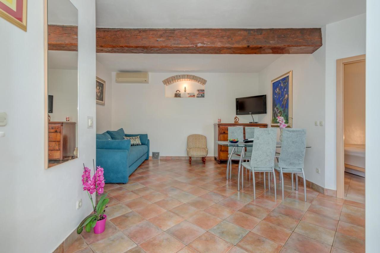 Apartments Obala Bol Dış mekan fotoğraf