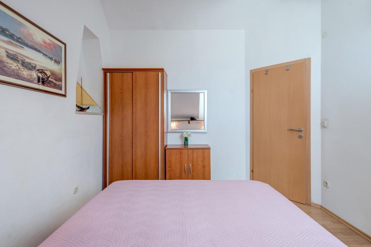 Apartments Obala Bol Dış mekan fotoğraf