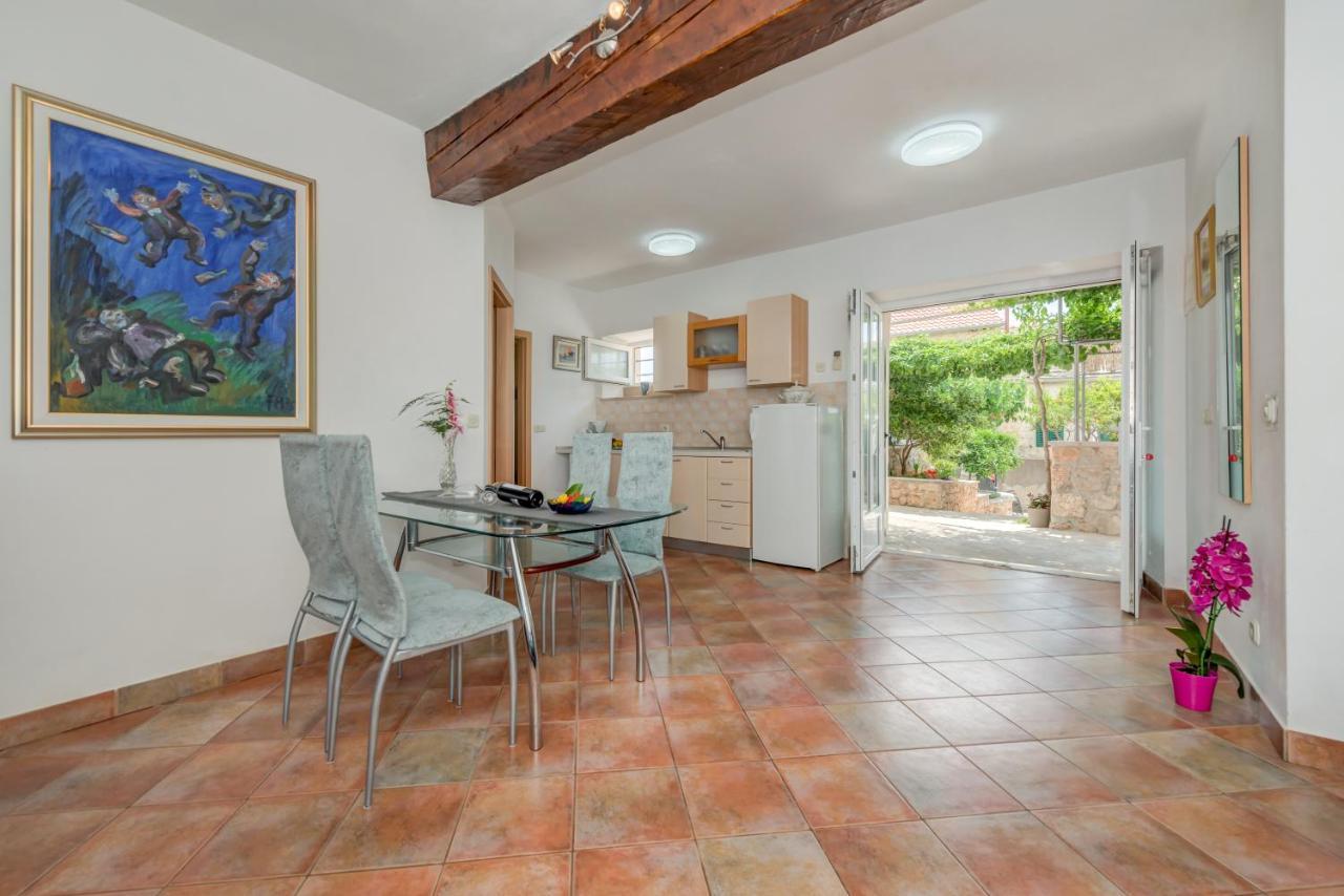 Apartments Obala Bol Dış mekan fotoğraf