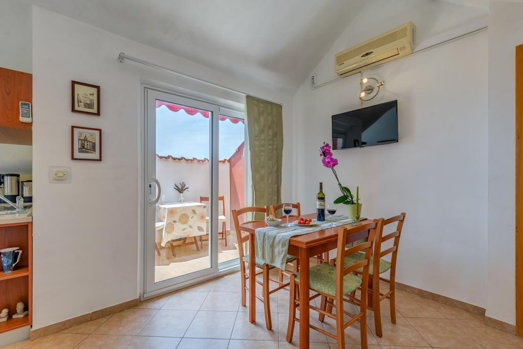 Apartments Obala Bol Dış mekan fotoğraf