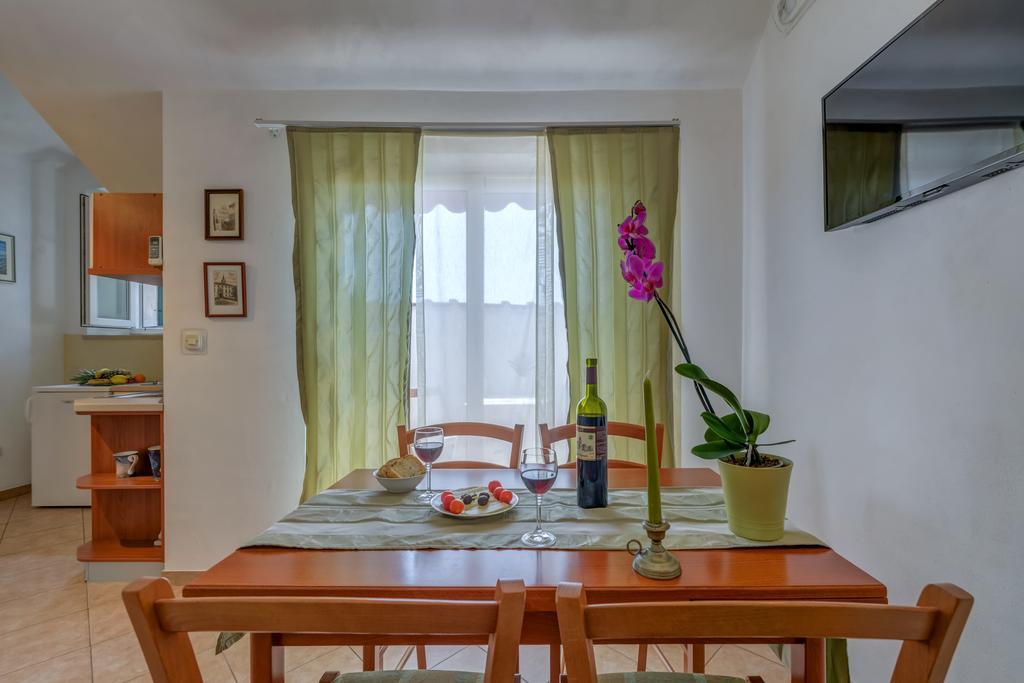 Apartments Obala Bol Dış mekan fotoğraf